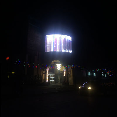 شاشة فيديو LED خارجية منحنية DIP 3 في 1 تكوين بكسل إثيوبيا Style Shenzhen Factory