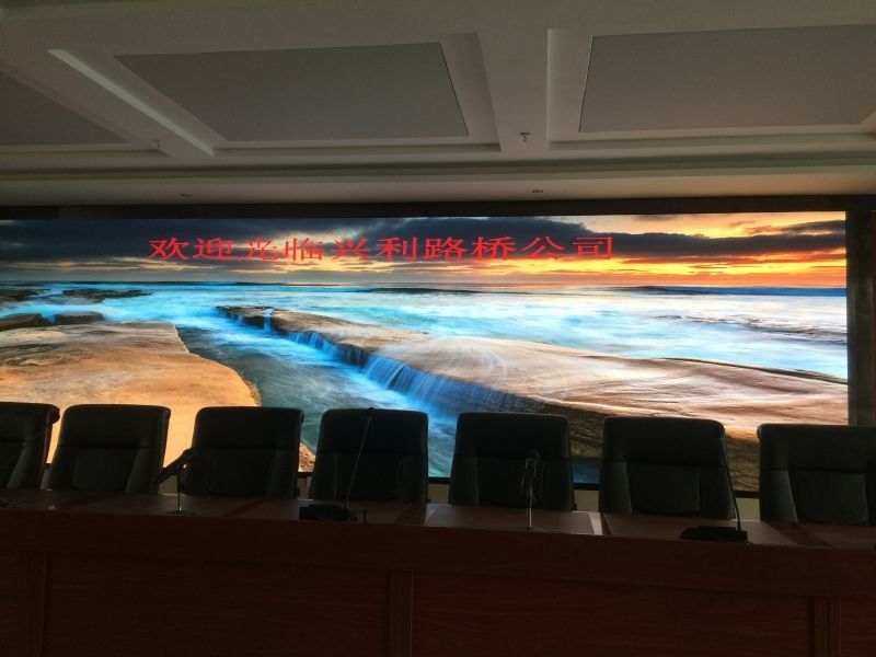 مغناطيس تثبيت شاشة فيديو LED داخلية AC220V / 50Hz 128 * 64 وحدة القرار Shenzhen Factory